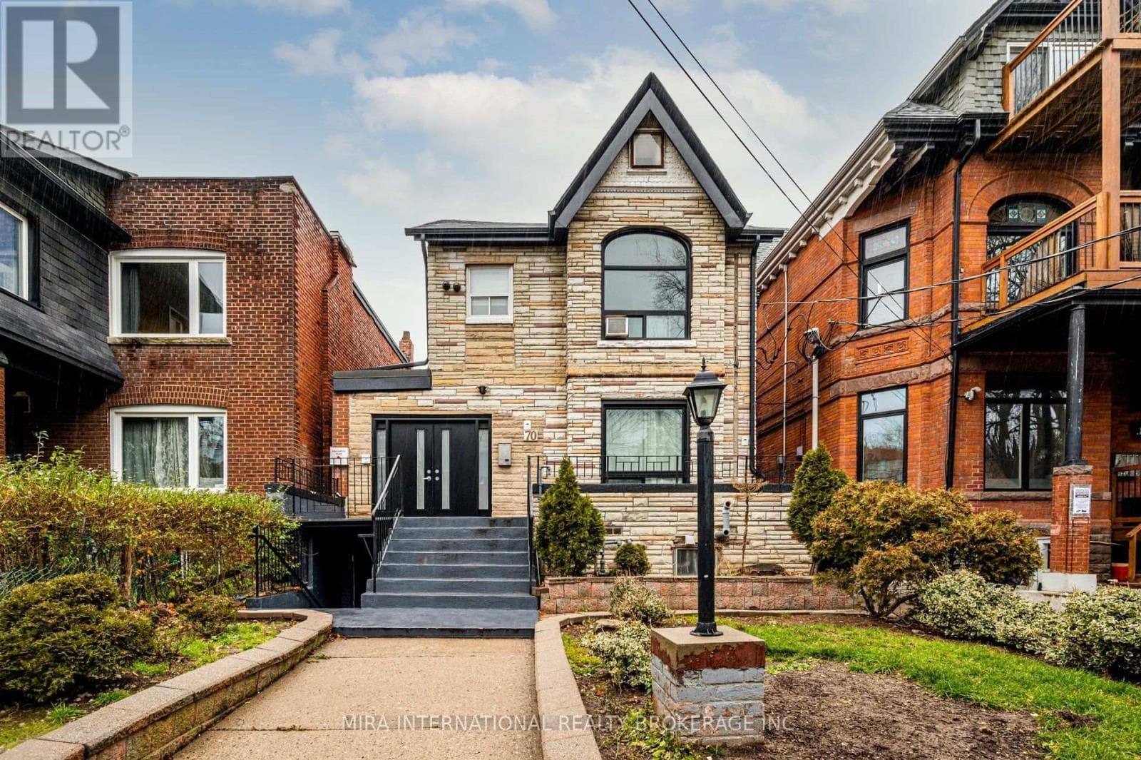 202 - 70 MELBOURNE AVENUE — 1-bedroom House in 70  MELBOURNE AVENUE , Toronto