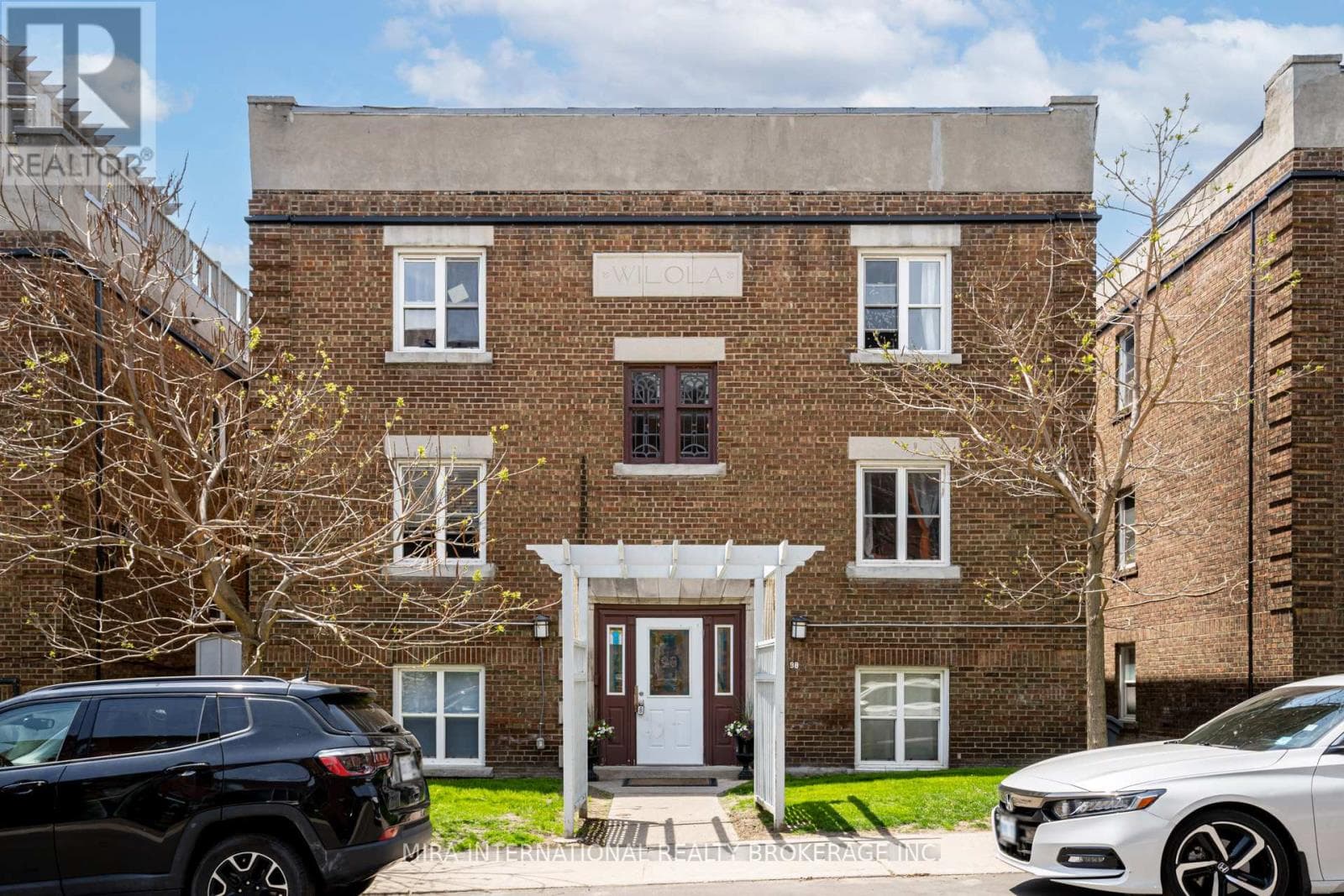 A4 - 98 LEUTY AVENUE — 1-bedroom House in 98   LEUTY AVENUE, Toronto