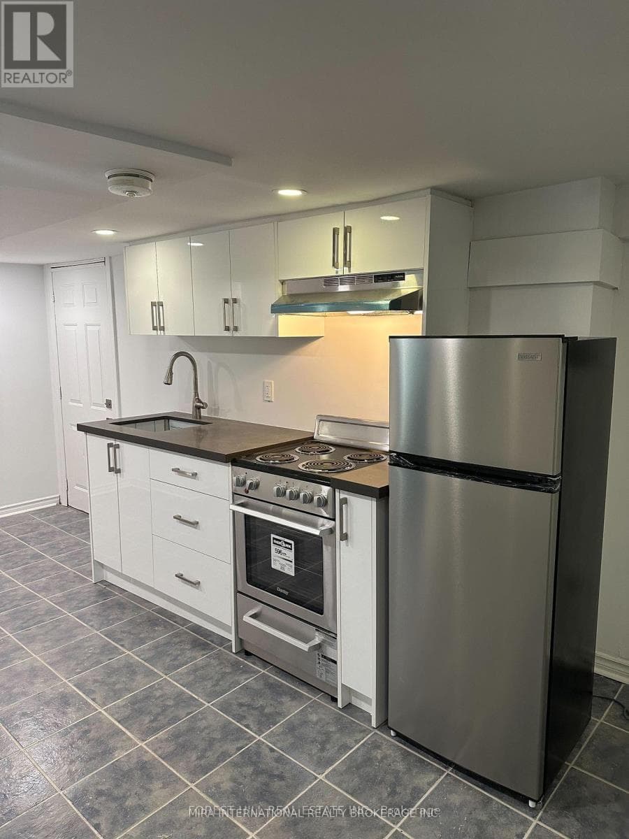 B1 - 414 DUNDAS STREET E — 1-bedroom House in 414  DUNDAS STREET , Toronto — photo 2