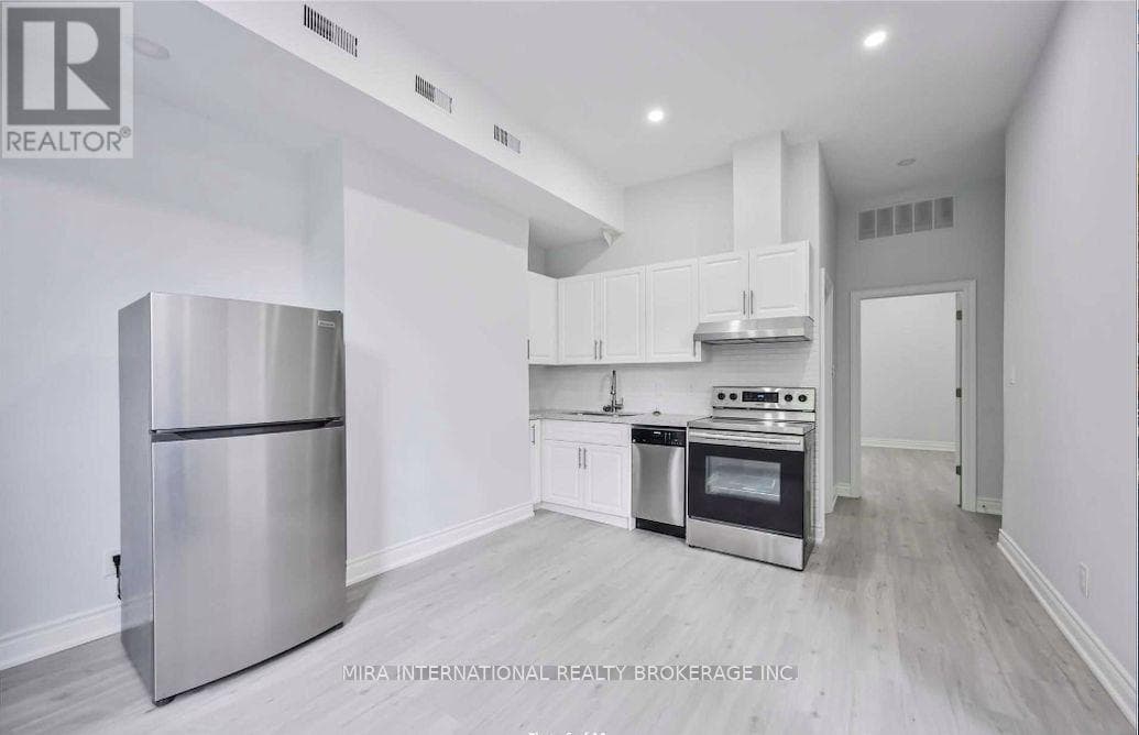 202 - 414 DUNDAS STREET E — 2-bedroom House in 414  DUNDAS STREET E, Toronto — photo 4