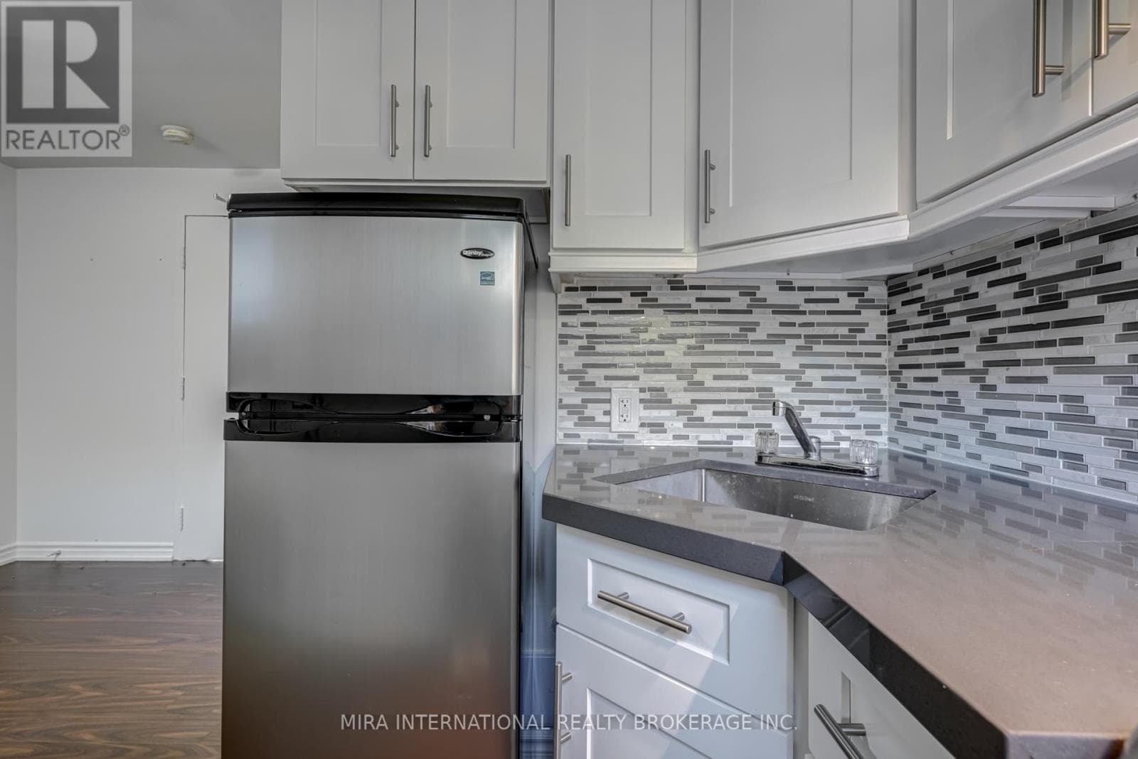 105 - 70 MELBOURNE AVENUE — 1-bedroom House in 70   MELBOURNE AVENUE , Toronto — photo 7
