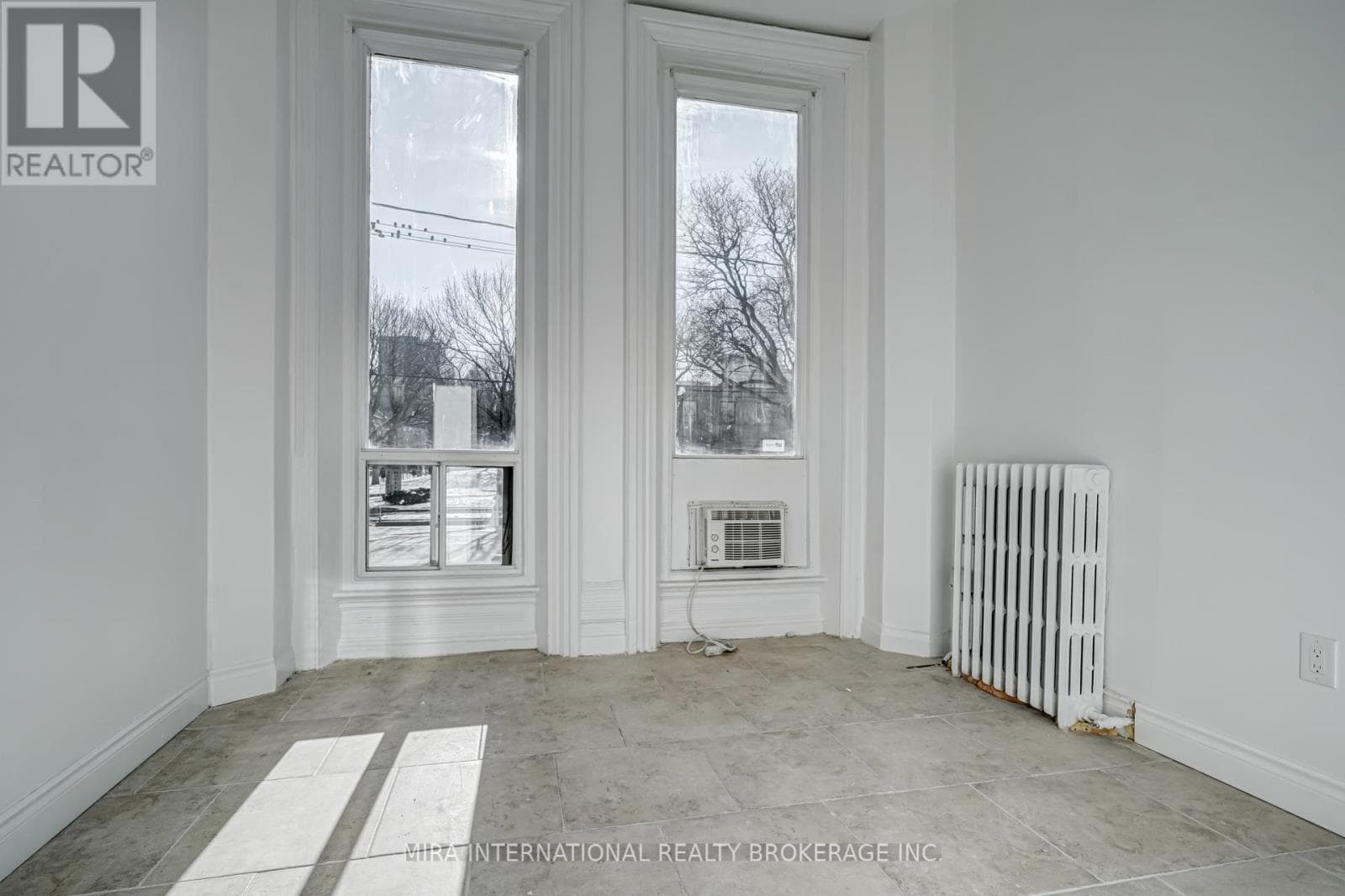 102 - 180 SHERBOURNE STREET — 1-bedroom House in 180   SHERBOURNE STREET , Toronto — photo 3