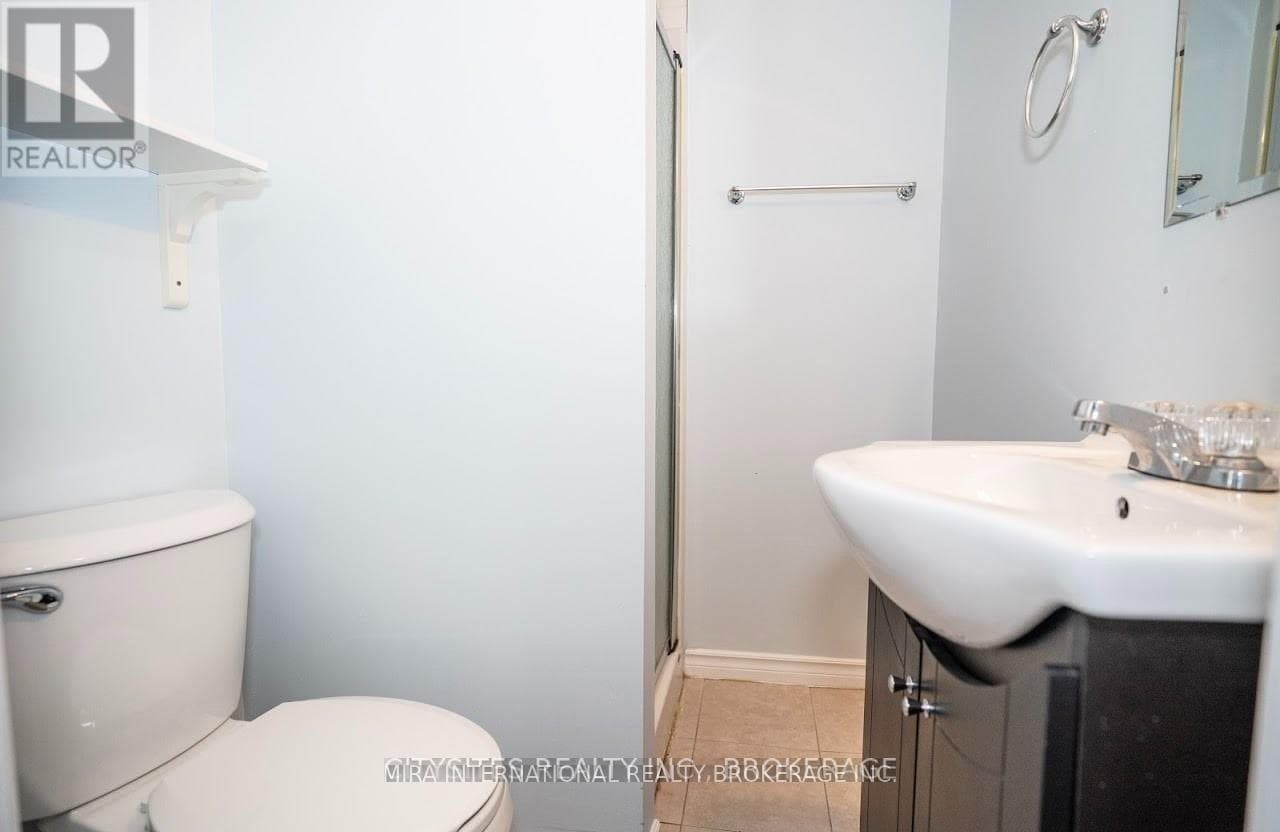 205 - 70 MELBOURNE AVENUE — 1-bedroom House in 70  MELBOURNE AVENUE, Toronto — photo 9
