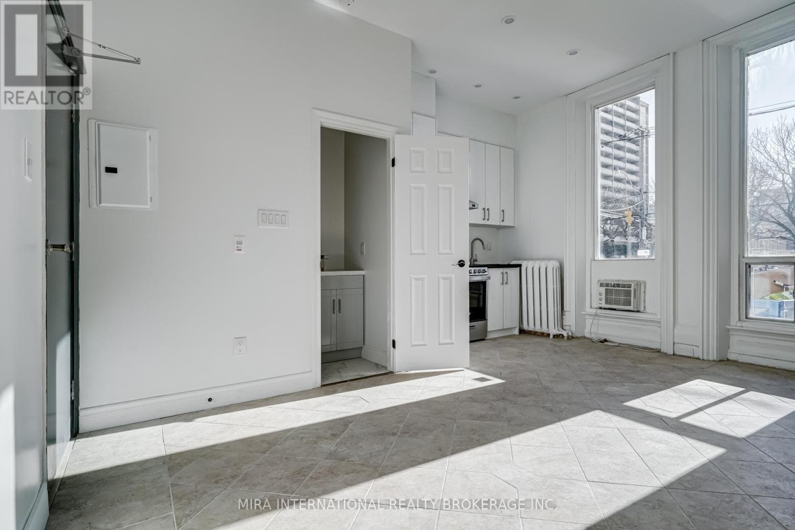 103 - 180 SHERBOURNE STREET — 1-bedroom Apartment in 180   SHERBOURNE STREET , Toronto — photo 5